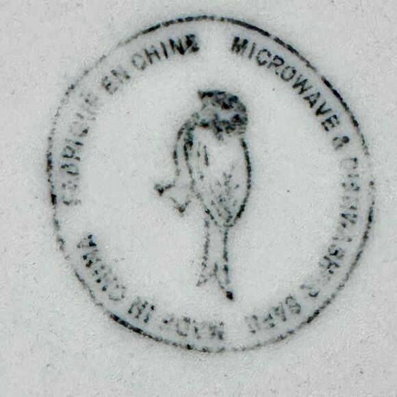 Anthropologie "CALVIA" 8" Handled Bowl and Nesting Bowls - Picture 9 of 9